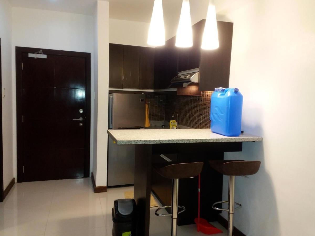 Cebu City Suites Ramos Tower By P&J Екстериор снимка