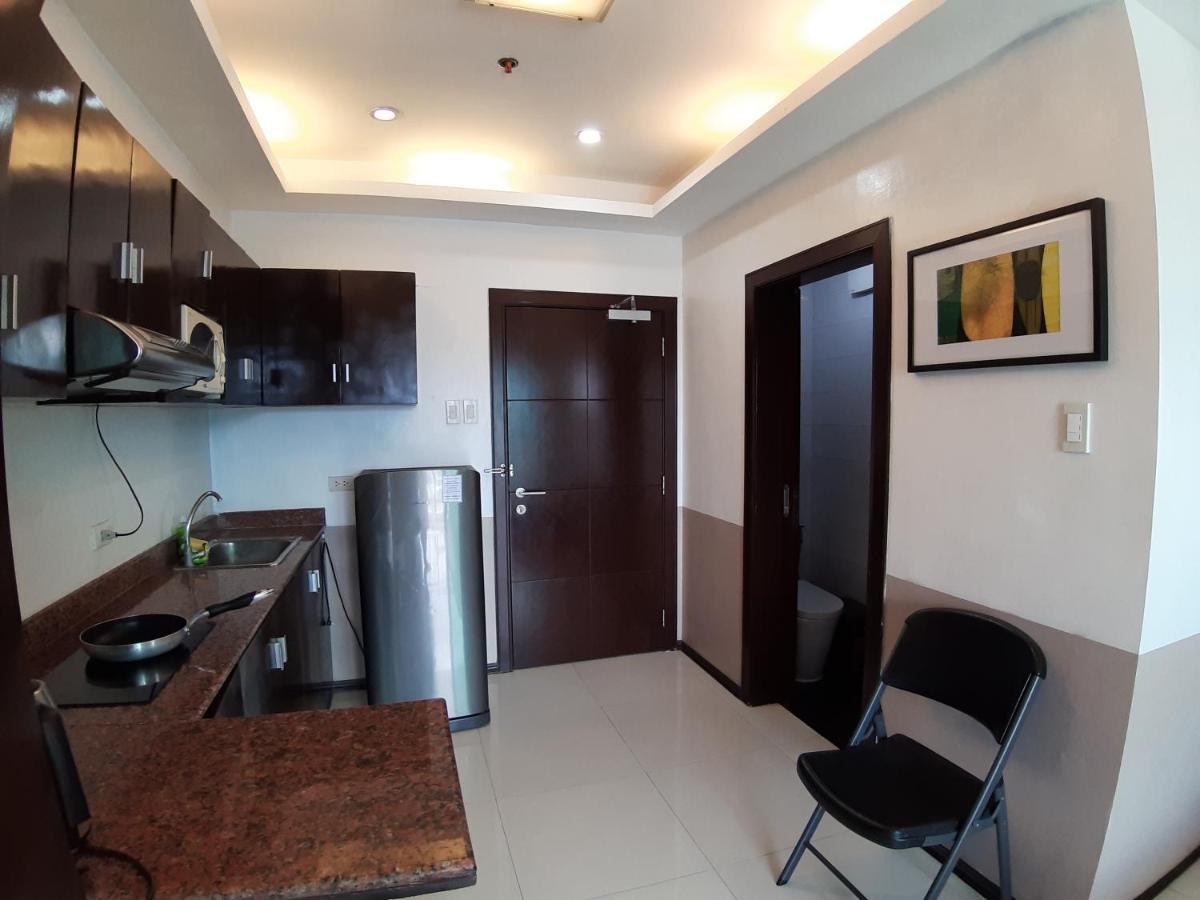 Cebu City Suites Ramos Tower By P&J Екстериор снимка