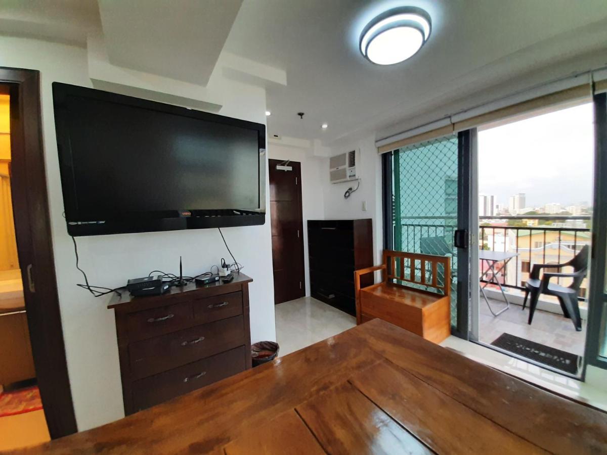 Cebu City Suites Ramos Tower By P&J Екстериор снимка