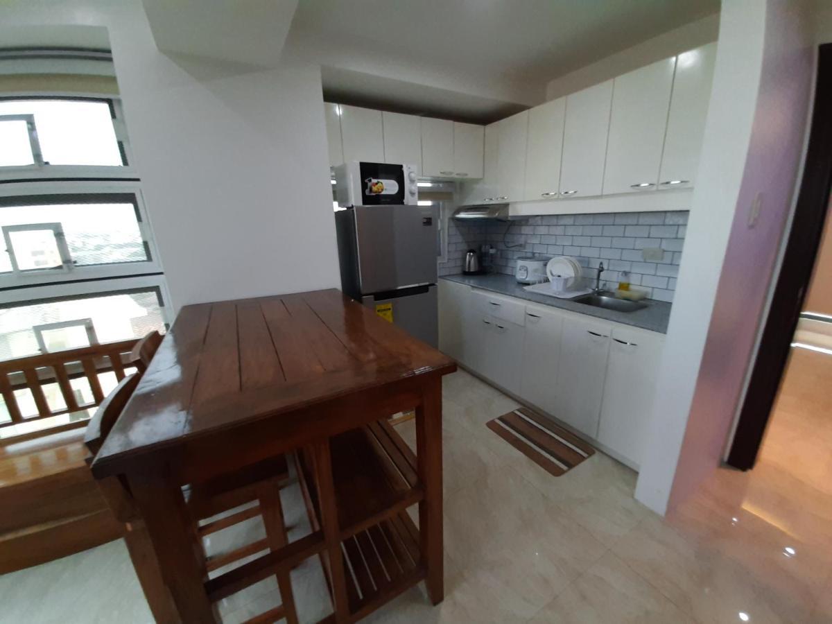Cebu City Suites Ramos Tower By P&J Екстериор снимка